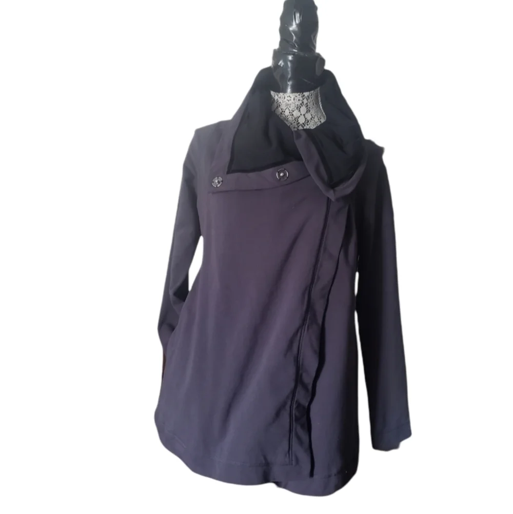 Lululemon Savasana Wrap - Picture 8 of 14